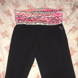 Aeropostale Live Love Dream yoga pants